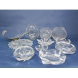 A mixed collection of modern clear glass items to include vases, ashtrays and dishes (11)