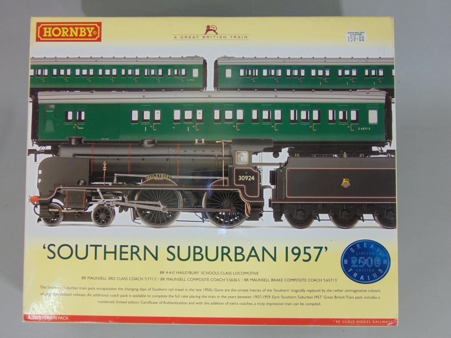 Hornby 'Southern Suburban 1957' R2815 Train Pack. with original box, packaging and certificate