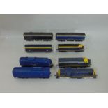 8 HO gauge locomotives, 5 marked Santa Fe, all unboxed and some repainted (8)