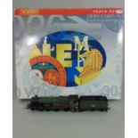 Hornby Train Pack 'The Royal Duchy' R2372M comprising the 'Trematon Castle' locomotive (has been