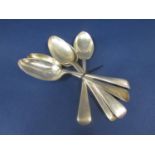 Set of five 1920s silver Old English dessert spoons, maker KB, London 1925, 9oz approx