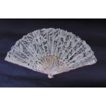 Mid 19th century lace leaf fan with Mother of Pearl sticks and decorative guards, length 18cm,