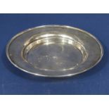 White metal dish marked 'sterling', 16cm diameter, 3oz approx