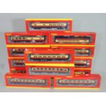 13 Hornby Maunsell coaches in crimson/ cream livery, boxed with original packaging (13)