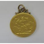Sovereign dated 1899 with soldered pendant fitting, 8.5g
