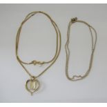 9ct 'M' pendant necklace (af) and a further 9ct fine link chain necklace, 7g total (2)
