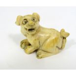 19th century ivory netsuke of a snarling dog, 3cm max