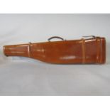 Stitch tan leather gun case, baize interior, 78cm long