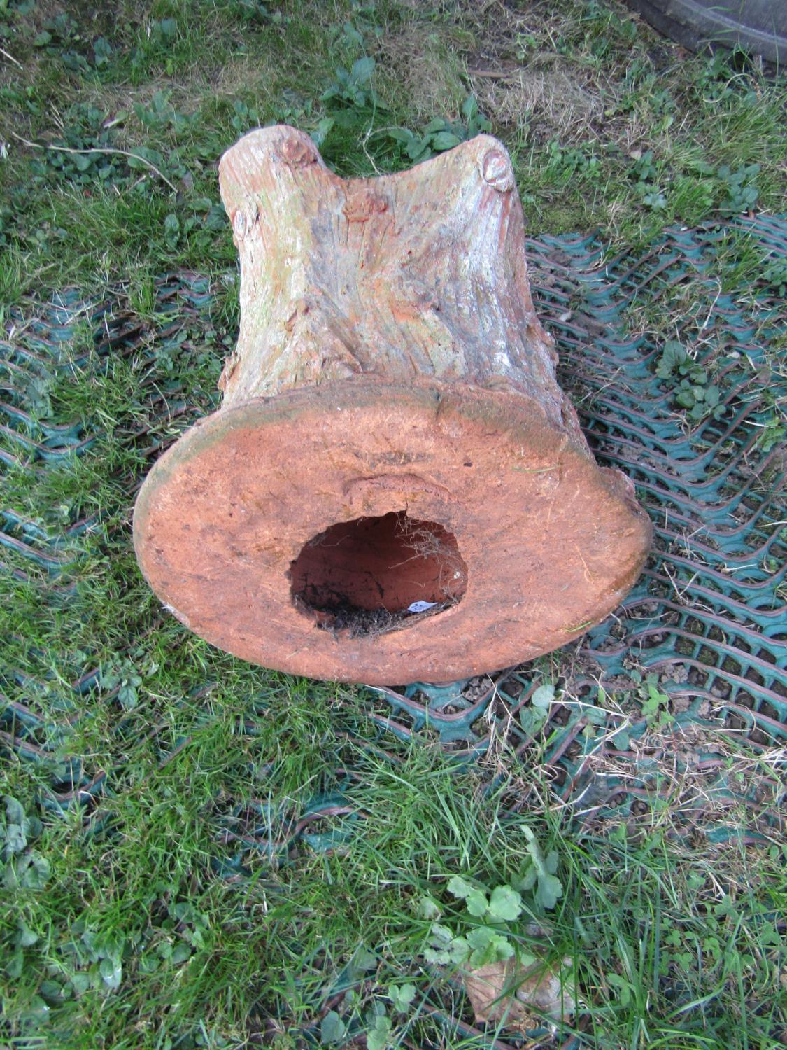 A small naturalistic novelty terracotta planter in the form of a tree stump, 33cm high - Image 3 of 3