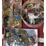 Extensive and varied collection of vintage and later costume jewellery to include numerous