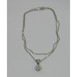 18ct white gold daisy diamond cluster pendant necklace, 3.1g