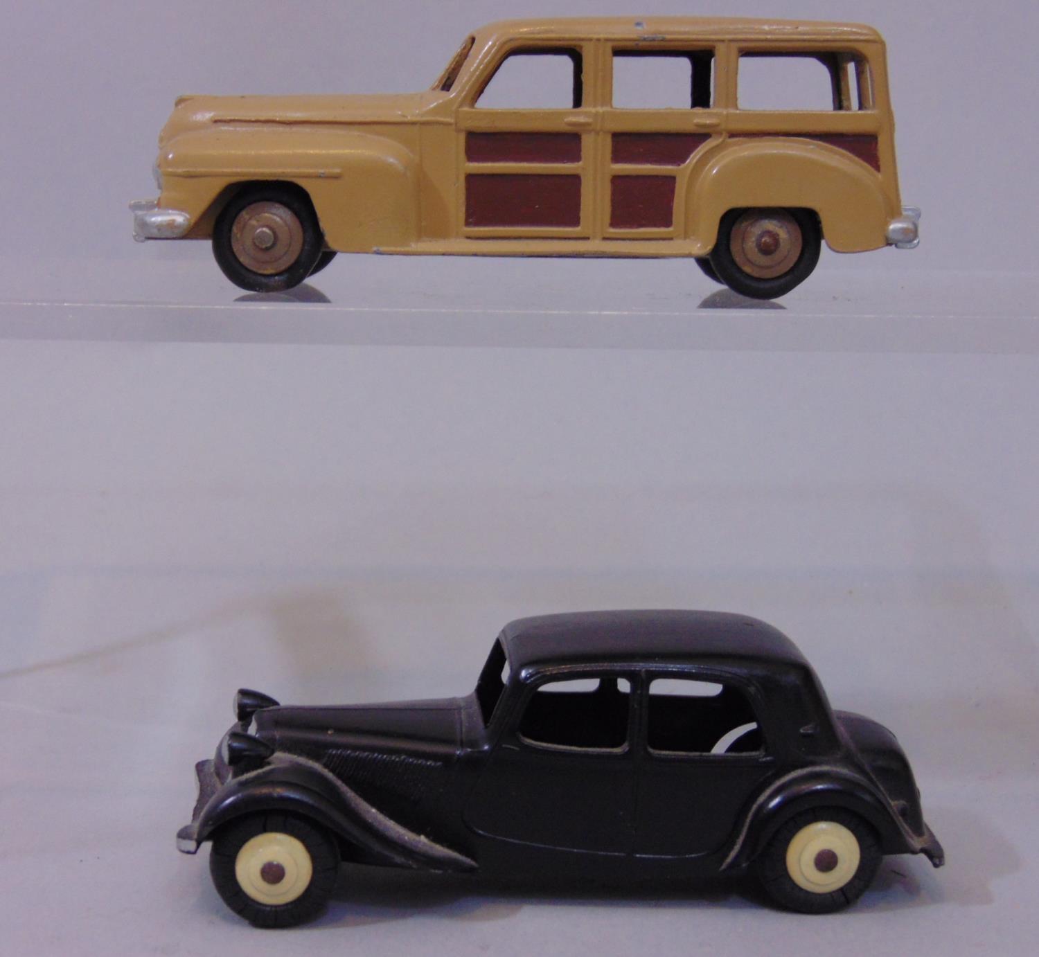 Small collection of Dinky toy cars including French Citroen 2CV, Simca Aronde, Citroen 11BL and Ford - Image 2 of 3