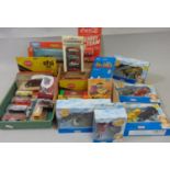 Mixed boxed model vehicle collection including 5 Lledo 'Pioneers of Aviation' sets, others by