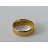 22ct wedding ring, size J, 3.1g