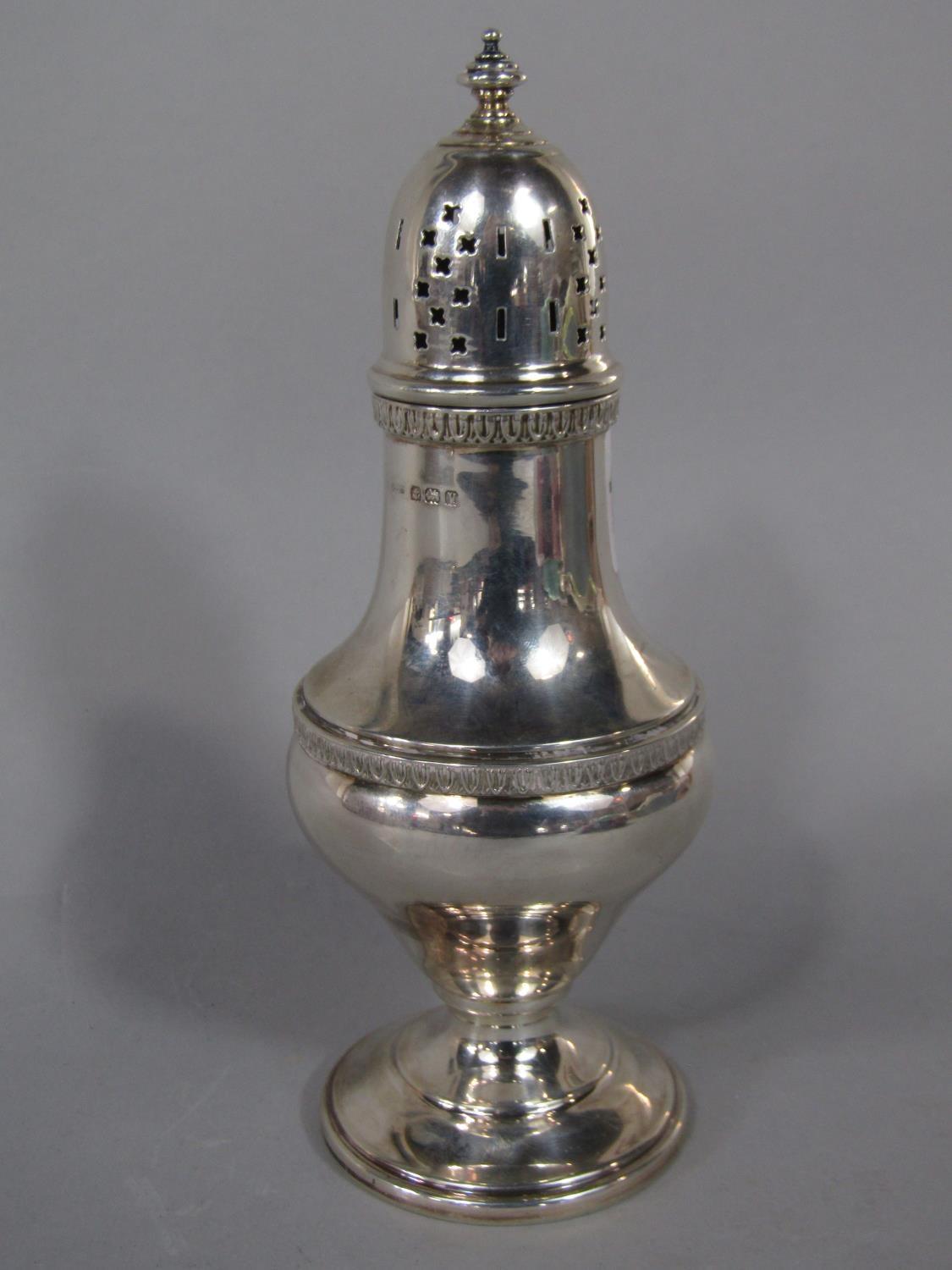 1940s silver baluster caster with darted borders, 18cm high, 5 oz approx