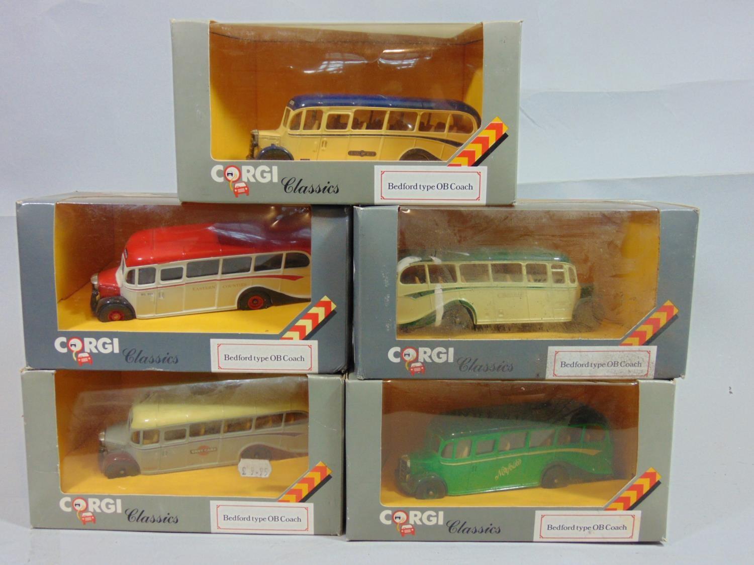 Collection of boxed model buses including 11 Corgi Omnibus, a Bedford coach Corgi Classic and 9 - Image 5 of 5