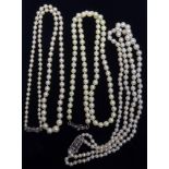 THREE CULTURED PEARL NECKLACES ALL WITH SILVER CLASPS (3)