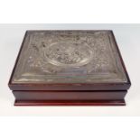 SILVER PANELLED JEWELLERY BOX BY CARR'S OF SHEFFIELD 1996, CONTAINING A GOOD QUANTITY OF SILVER