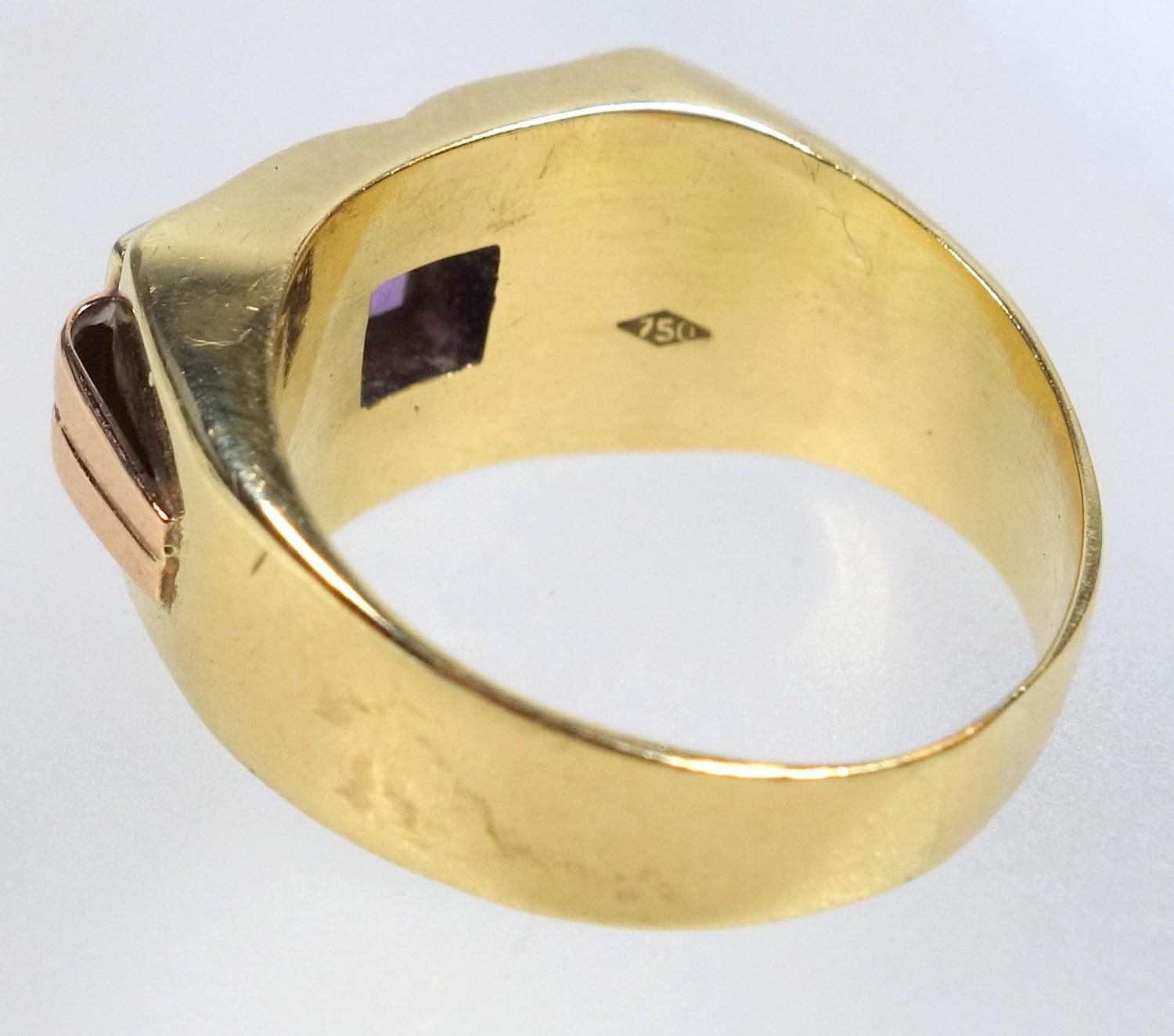 YELLOW METAL RING SET AMETHYST AND TWO WHITE STONES, STAMPED 750, GROSS 6.2 GRAMS. - Image 4 of 5