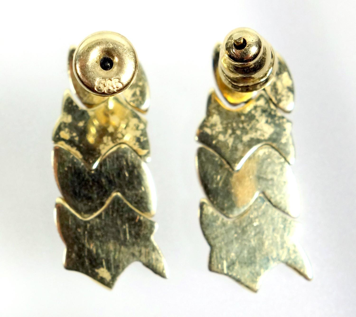 PAIR OF YELLOW METAL PENDANT EARRINGS THE BEEHIVE PUSHERS STAMPED 585, 5.5 GRAMS (2) - Image 2 of 3