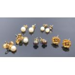 PAIR OF 9 CT GOLD FLORAL EAR STUDS, THREE PAIRS OF 9 CT PEARL EAR STUDS, GROSS 6.2 GRAMS AND ANOTHER