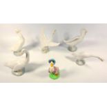 TWO PORCELAIN LLADRO GEESE FIGURES, THREE SIMILAR NAO FIGURES AND A BESWICK FIGURE OF JEMIMA