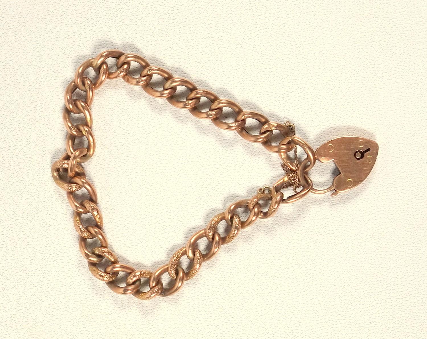 9 CT GOLD FANCY CURB LINK BRACELET WITH PADLOCK CLASP, 9 GRAMS - Image 2 of 2