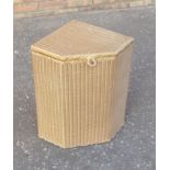 LLOYD LOOM GILT CORNER LINEN BIN WITH A CHAMFERED FRONT (H.53.5 CM, W. 47.5 CM, D. 34 CM)