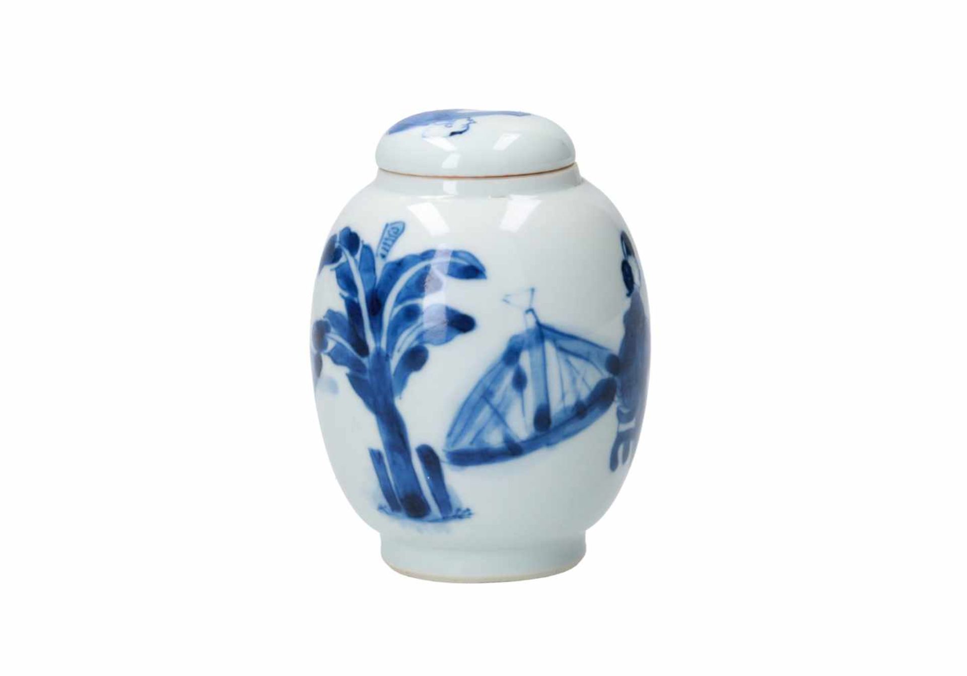 A blue and white porcelain lidded jar, decorated with figures around a table. Unmarked. China, - Image 3 of 5