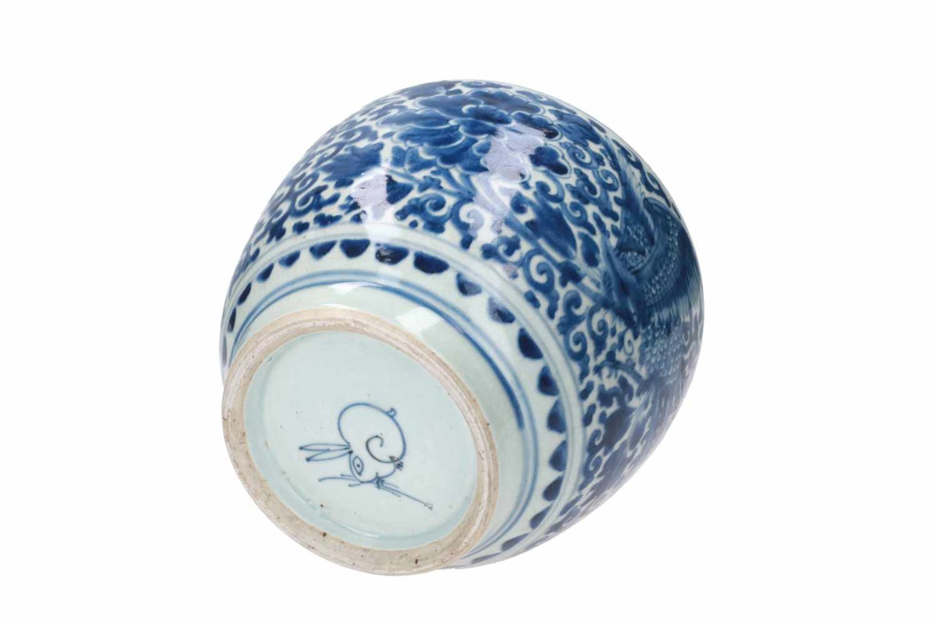 A blue and white porcelain jar, decorated with phoenixes and flowers. Marked with a hare. China, - Image 6 of 6