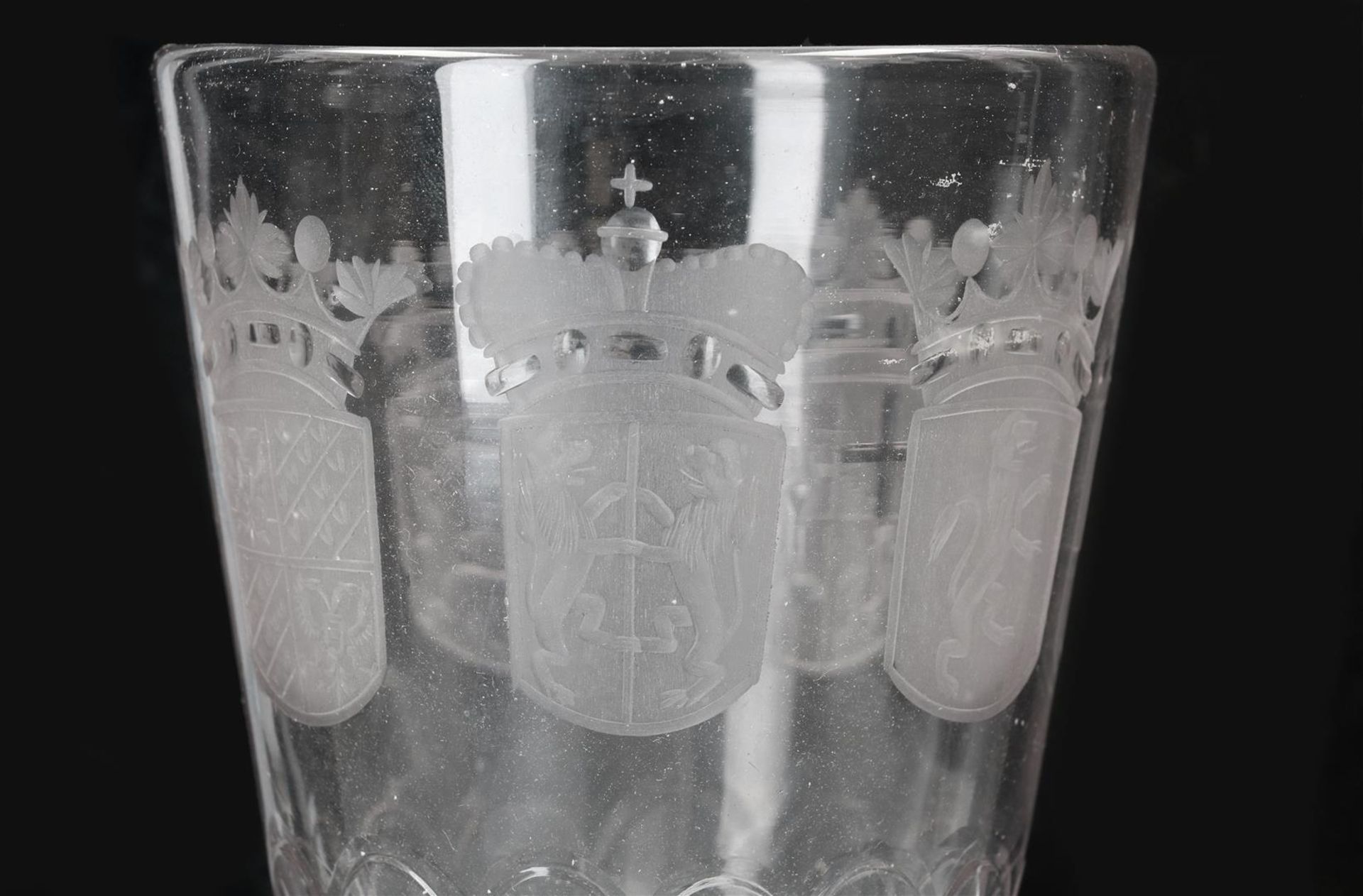 A glass goblet with heraldry of the Seven Provinces. Holland, 18th century. - Bild 10 aus 13