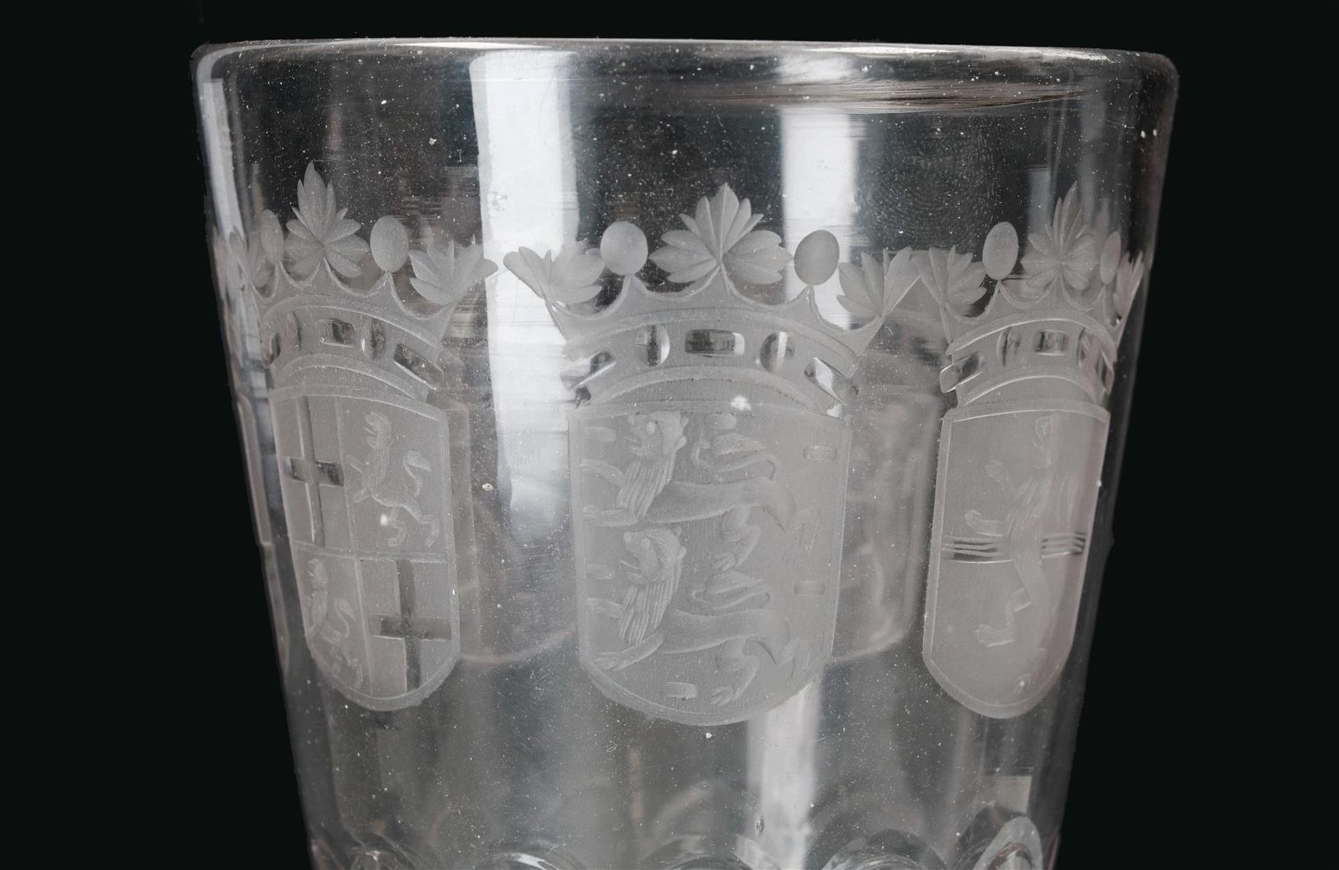 A glass goblet with heraldry of the Seven Provinces. Holland, 18th century. - Bild 5 aus 13