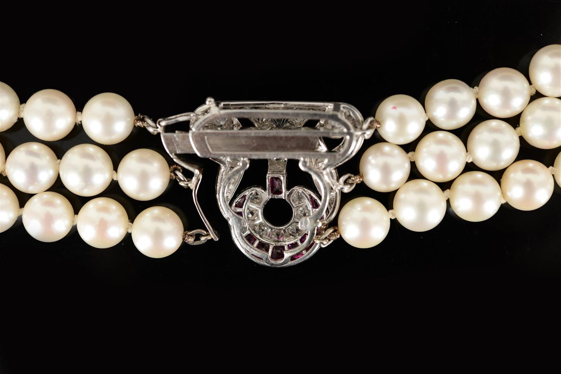 A three-strand cultured pearl necklace with an openwork 14-kt white golden clasp, set with 40 diamon - Image 5 of 6