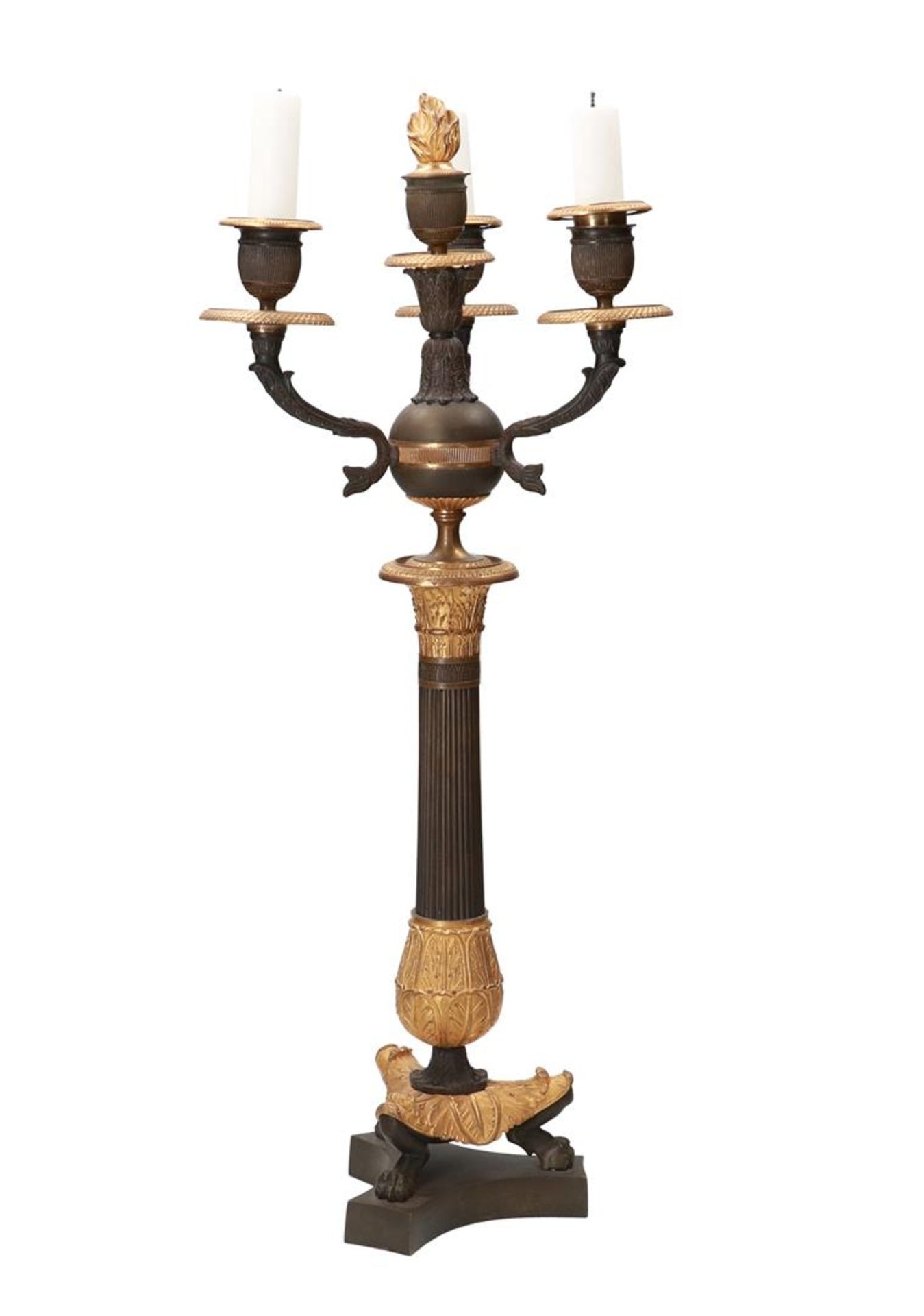 A pair of bronze, partly ormolu, three-armed candelabra with an eternal flame, on claw legs. Empire, - Bild 5 aus 7