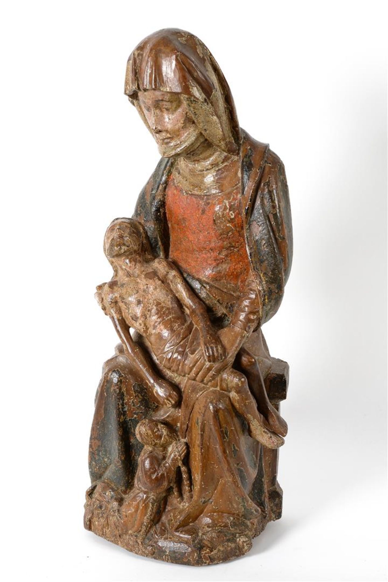 An oak sculpture of a pietà, with remains of polychromy. South-Germany, 15th century. - Bild 2 aus 6