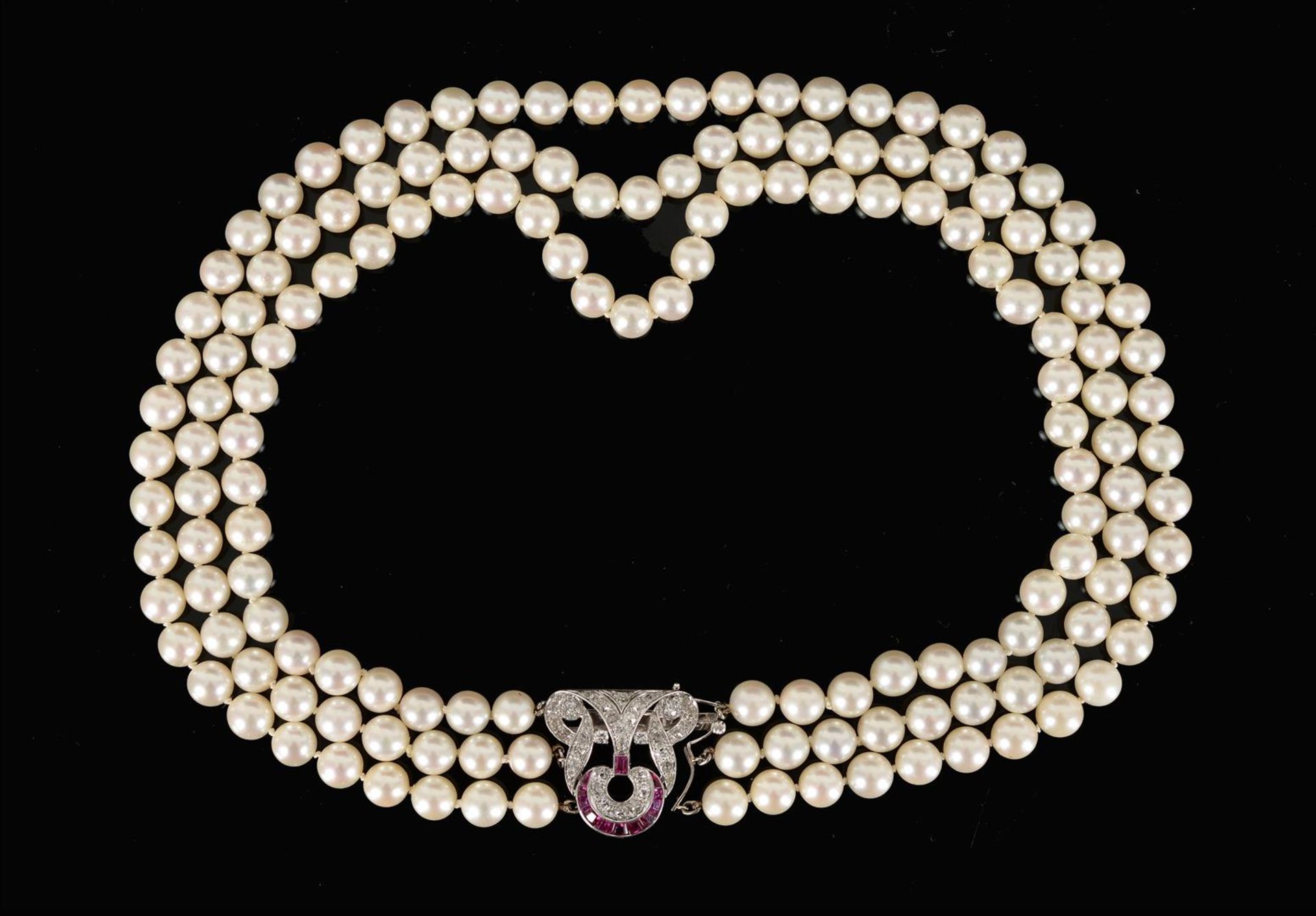 A three-strand cultured pearl necklace with an openwork 14-kt white golden clasp, set with 40 diamon - Image 3 of 6