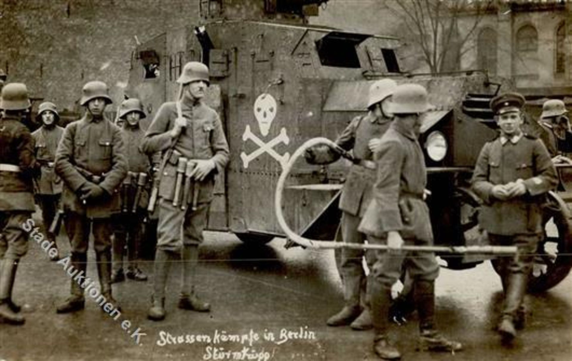 Geschichte,Politik,RevolutionREVOLUTION BERLIN 1918/19 - Strassenkämpfe in Berlin - STURMTRUPP -