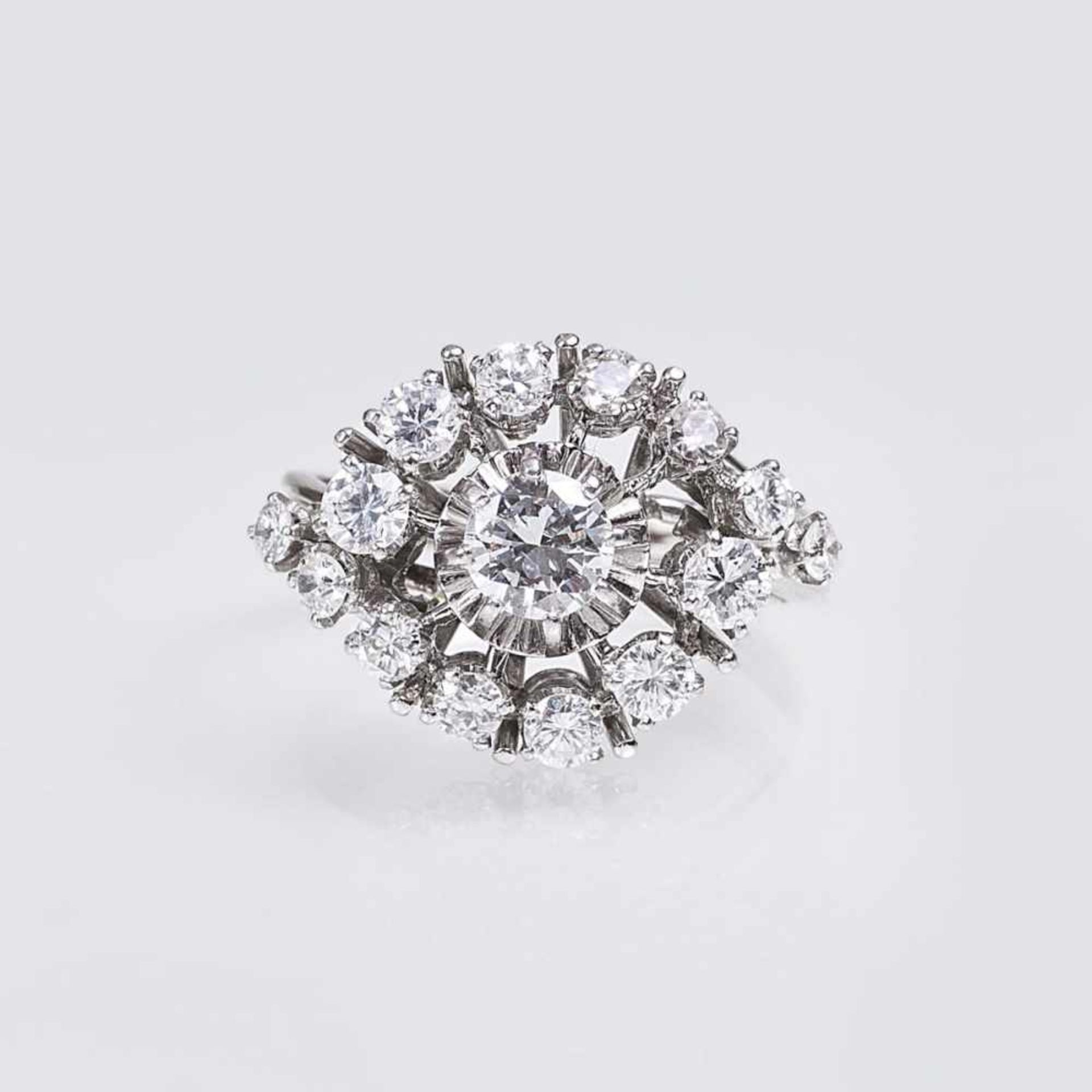 A Vintage Diamond RingMid 20th cent. 18 ct. white gold, french import mark. With 15 diam. in