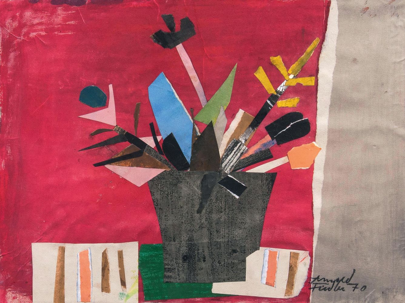 Arnold Fiedler(Hamburg 1900 - Hamburg 1985)Blumenvase auf RotCollage und Tempera/Papier, 41 x 52 cm,