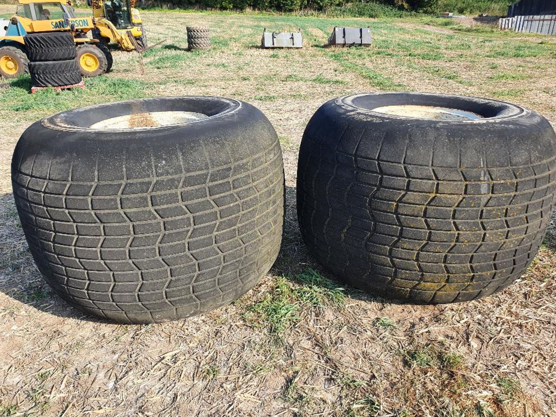 2 x Towa Tyres Goodyear 26x44-25 6 ply