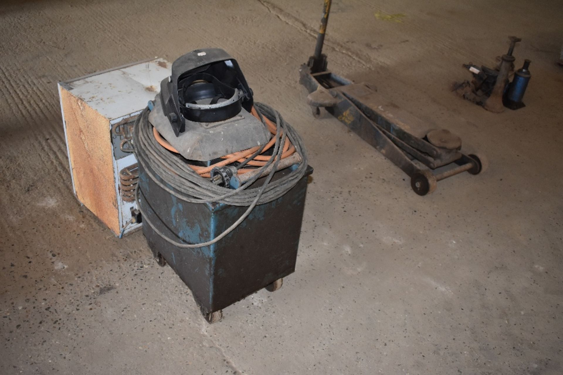 Arc Welder c/w Qty Welding Rods