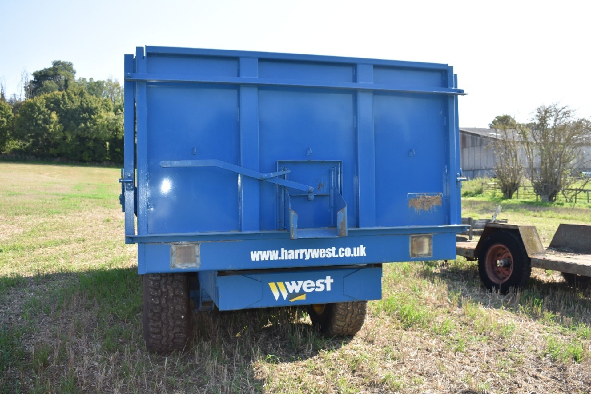 14 Tonne Harry West Twin Axle Grain Trailer c/w Auto Tail Gate - Image 6 of 6