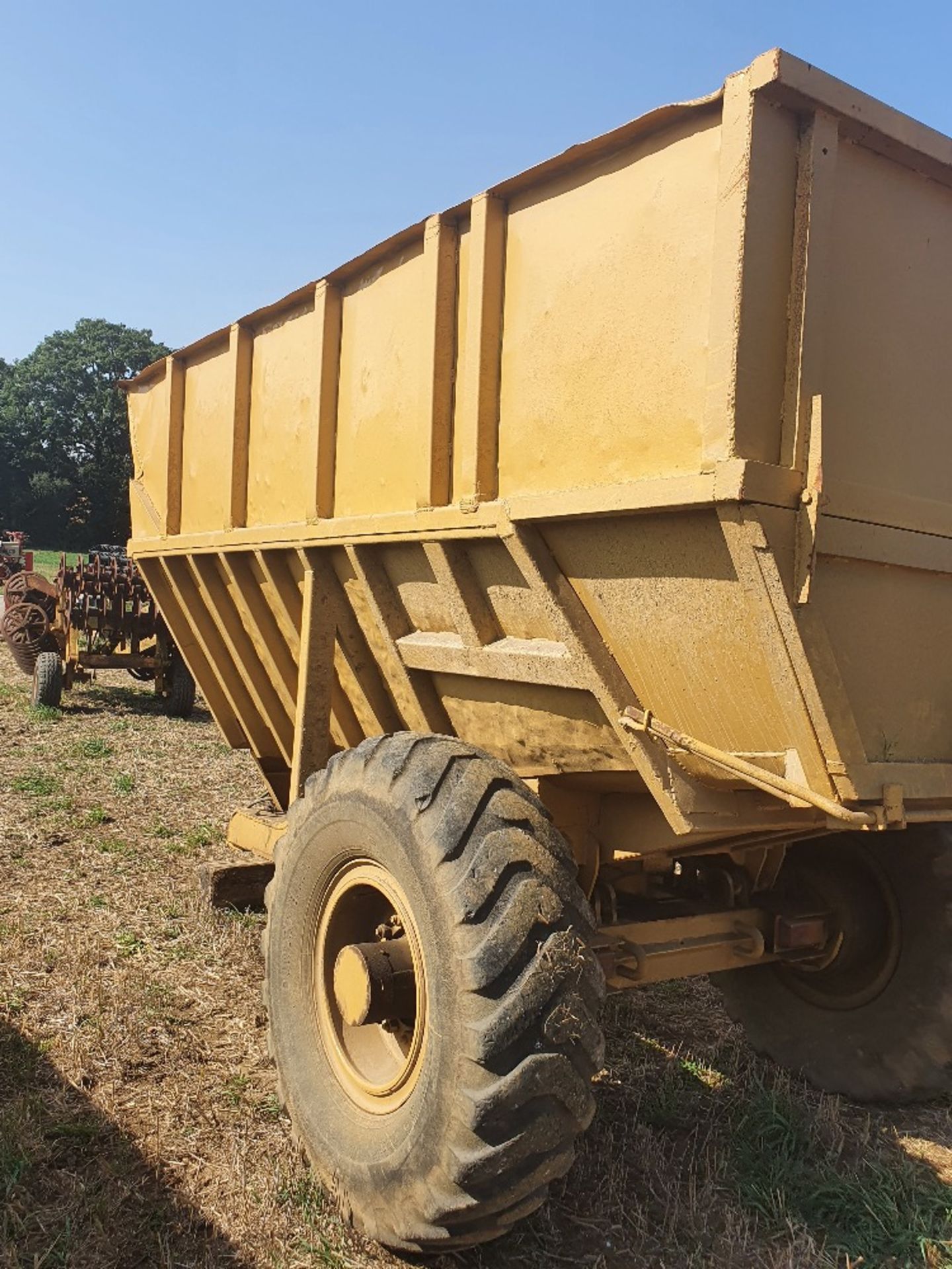 10 Tonne Single Axle Grain Trailer - Image 3 of 3