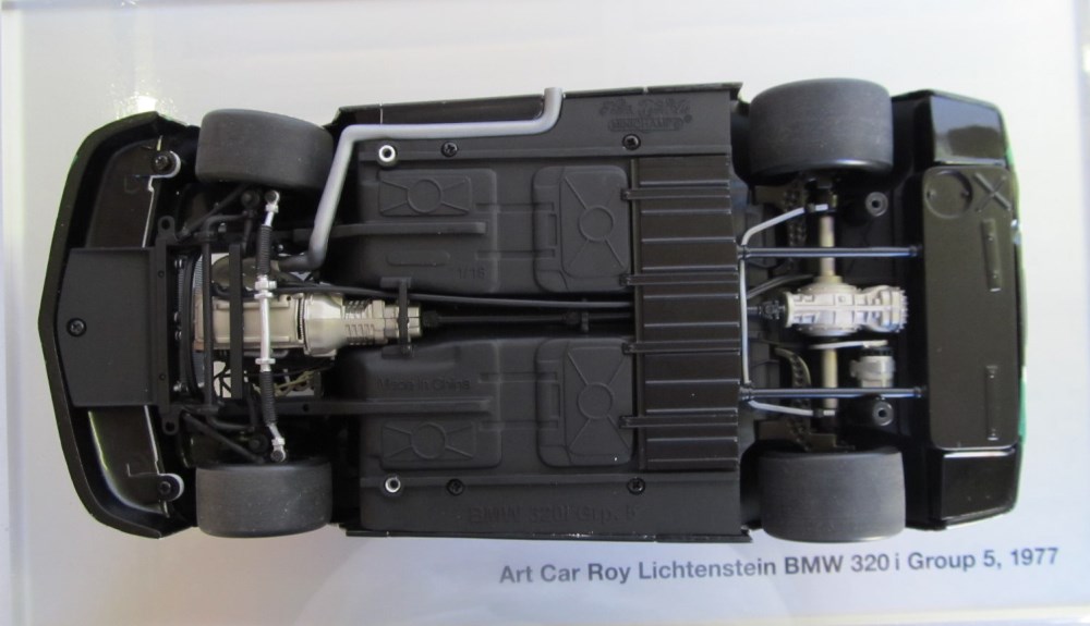 ROY LICHTENSTEIN - BMW Le Mans Art Car - Hand painted metal diecast sculpture - Image 9 of 10