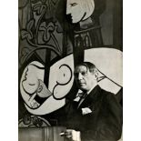 CECIL BEATON - Pablo Picasso, rue de la Boetie #2 - Original vintage photogravure