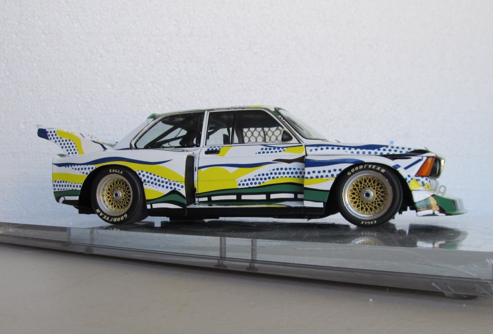 ROY LICHTENSTEIN - BMW Le Mans Art Car - Hand painted metal diecast sculpture - Image 2 of 10