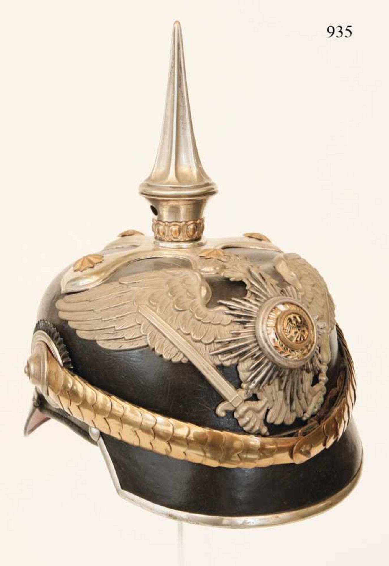 Helm für Generale mit der Uniform eines Dragoner Regimentes<