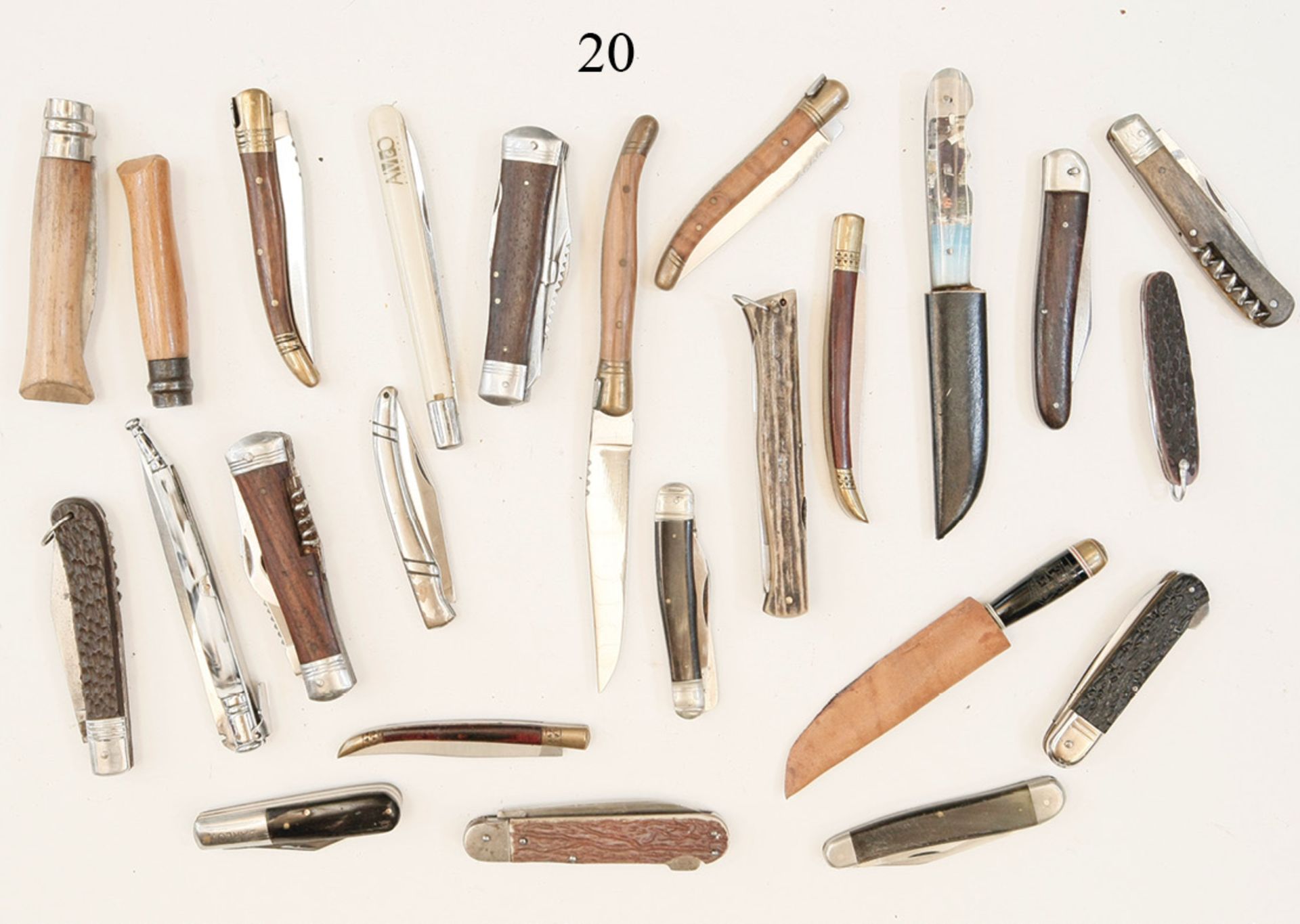 Konvolut 24 ältere Taschenmesser