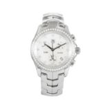 A LADY’S STAINLESS STEEL WRISTWATCH, TAG HEUER LINK Reference number CJF1314.BAO5800, the white dial