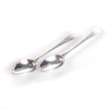 A PAIR OF SILVER TEASPOONS, HESTER BATEMAN, GEORGIAN, 1770 13cm long, 30g (2)